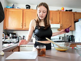 Teen girl shows off and masturbates in hot homemade solo