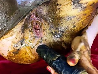Beautiful Sonya having a horny solo toy masturbation