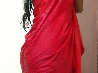 Tight pussy bath and masturbation