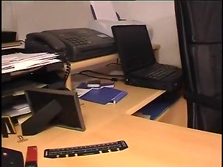 Brunette bitch gets her pussy toyed deeply in pov action