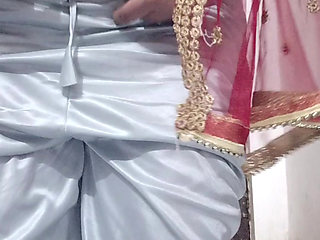 Randi bhabhi chudi salesman se