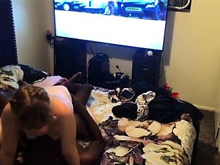 Mature brunette hookup amateur milf gives blowjob