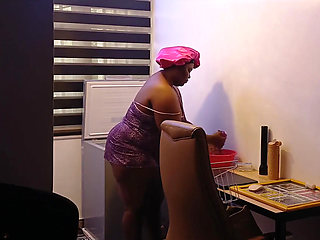 Domestic Duties: Ebony Fat Ass Babe Bending Over