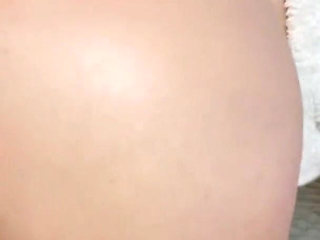 Camgirl with Fur Jacked Loves to Get Fucked