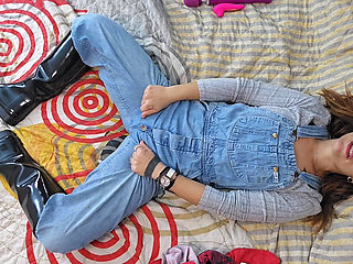 Lee Overall and Hunter Boots Masturbation to Squirting