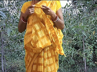 Indian Village Desi Hot Aunty
