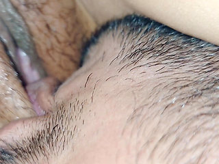 Desi Beautiful Girl Closeup Amazing Pussy Licking