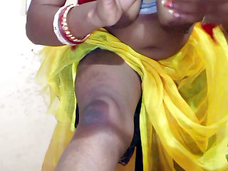 Indian wife sari wearing dildo sex