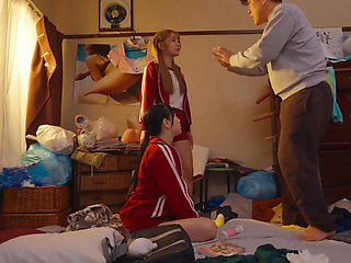 This Room Makes My Crotch Tingle Neighbor Girl and Her Friends...ng Dirty Room, Chain Creampies One After Another! Chapter.2