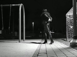 Crossdresser Outdoor