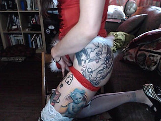 Horny Girl Wants Make You Cum in Xmas