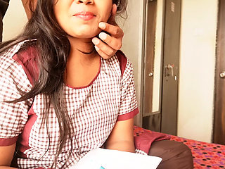 desi college girl ne apne step bhai se sex kiya