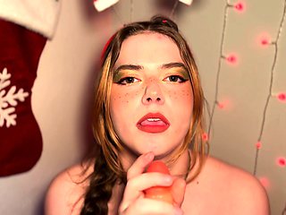 Amateur webcam girl masturbate big dildo