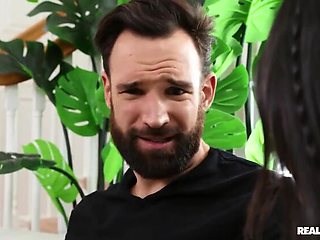 Alex Legend & Dania Vega: Banging the Detective's Daughter (21.1.2021)