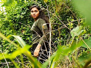 Desi Village Jungle Girl Bur Chudai Video Jungle Me Ashike Sath Chudai Karwate Huye Pakde Gye