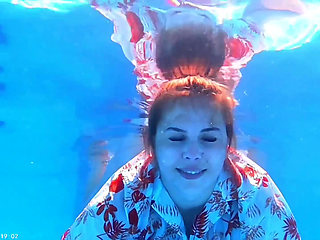 Long Breath Holding Underwater