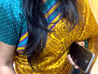 Desi Indian Saree wali didi fucked by her Besharam younger step brother in doggy style with clear hindi conversation