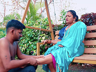 Lusty Indian Housewife Malkin Gets Hardcore Fuck From Servant - Big Ass & Natural Tits