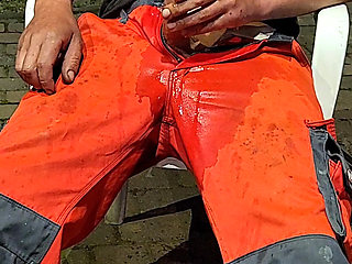 Jerking off with a lot of piss