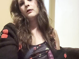 HOT SOLO VIBRATOR SESSION TILL I CUM