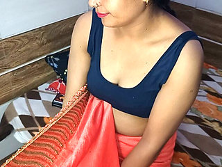 Desi Beautiful Bhabhi Gifted Her Pussy to Her Husband on Their Wedding Anniversary.