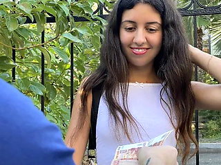 Два Парня Развели Русскую Шлюху На Секс За Деньги. С Диалогом