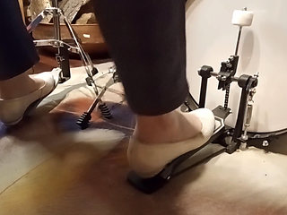 I Relax I My Drums Set