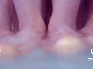 Hey guys, this is my very first sfw video showing my feet!
