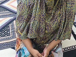 I found the master's wife alone and fucked her. part 01