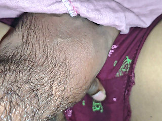 Husband Wife ki Mast Chudai Sari Uthakar Choda Indian wife In the Room