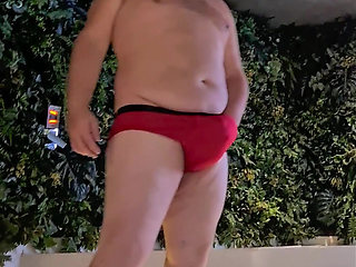 Private Bath - Bear Investigator Unwinds