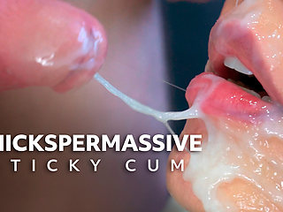 Close-up: Sticky? So good to cum this like this.