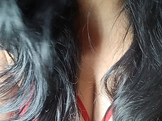 sexy girl all boys ko Bula Rahe chhodane ke liye🫦