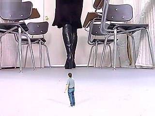 Giantess Teacher crush tiny man