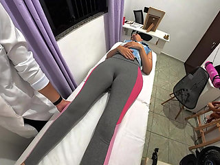 Orthopedic Doctor Takes off the Patient's Clothes and Ejaculates on Her Face