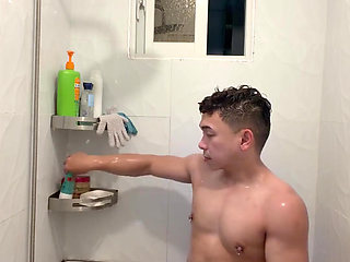 Hot Filipino Twink Jerks off in Steamy Shower