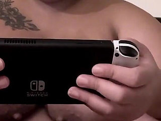 Playing with a Fan on My Nintendo Switch