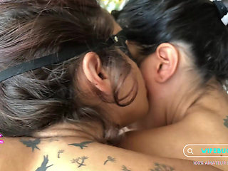 Guy Gives His Best to Satisfy Two Hotties in a Threesome