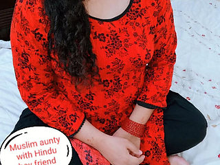 Hindu Boy Licks and Fucks Muslim Aunty's Hairy Pussy - Hot Desi Sex