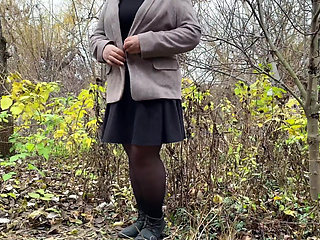 My stepmom's huge ass turns me on