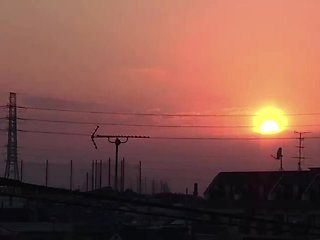 HRCQYFOYKIZMHIOFXW31JUR598