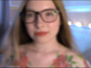 Very Beautiful Erotic Video Beauty Masturbates Pussy and Shows Her Ass