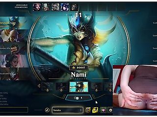 I Show My Stretched Butthole While I Play League Of Legends #17 Luna With Gamer Girl And Deutsche Amateure