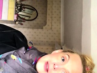 StripCamFun Blonde Amateur MILF Webcam for You