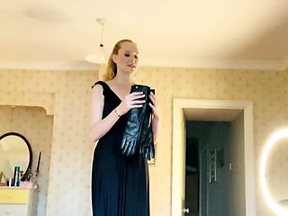 Tattoed Amateur Webcam Girl Hot Dildo Action Masturbation