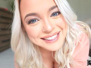 Alexis Kay's Sleazy Affair Ignites Wild Passion