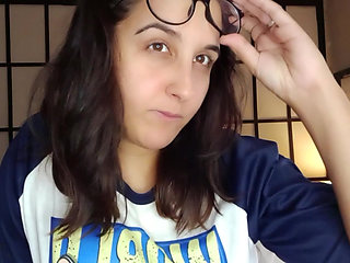 Trying Big Bubbles with Bubblegum Roll - Bunny Looner