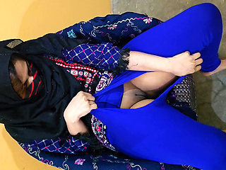 Hijab Muslim Girlfriend Coming home Again-Cum in pussy