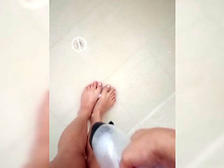Sexy Feet in the Shower