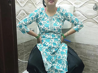 Naughty Teen Fucks Beautiful Stepmom in Bathroom - Desi Homemade Sex